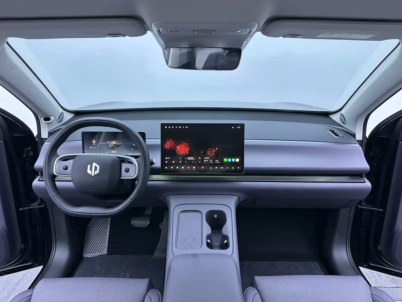 Leapmotor Leapmotor C16 2024 Extended Range 200 Premium Edition — Фото автомобиля 12