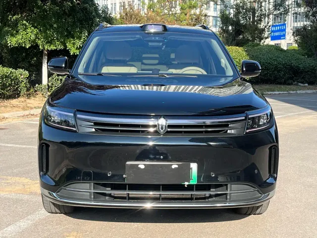 Aito M7 — Фото автомобиля 2