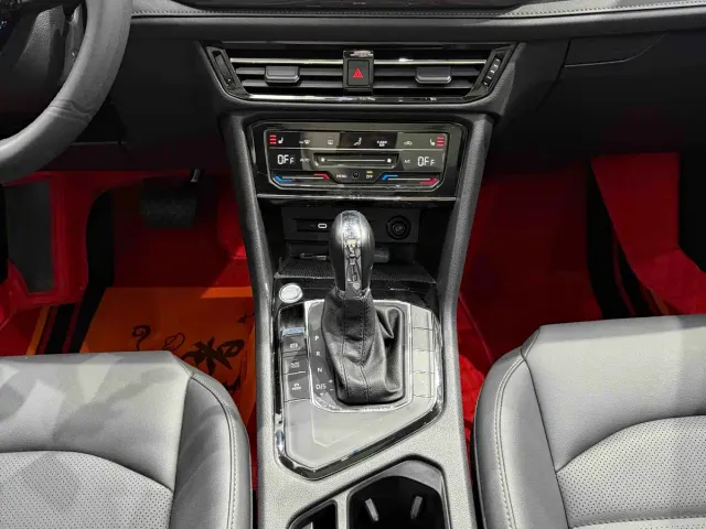 Volkswagen Tharu — Фото автомобиля 11