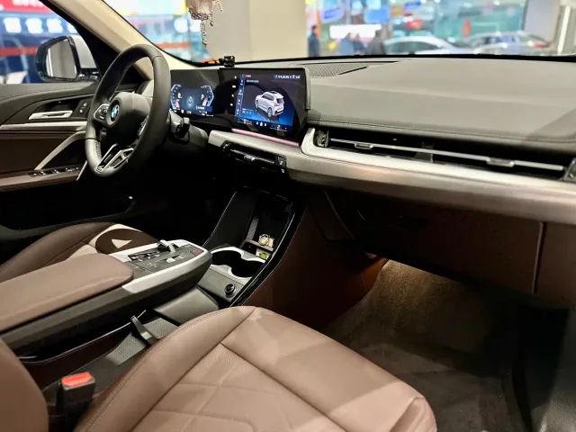 BMW X1 — Фото автомобиля 6
