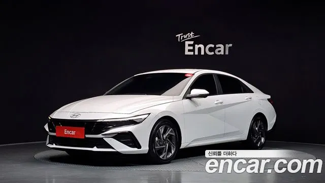 Фотография автомобиля — Hyundai Avante CN7