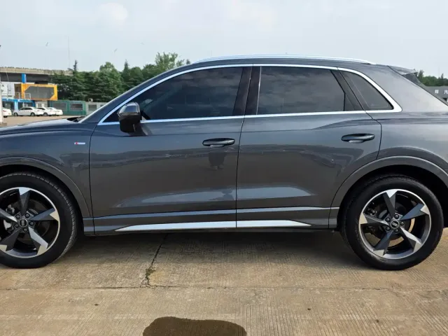 Audi Q3 — Фото автомобиля 11