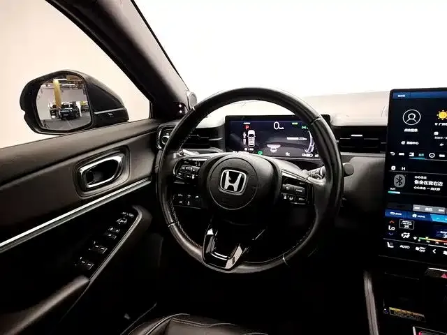 Honda e:NP1 — Фото автомобиля 11