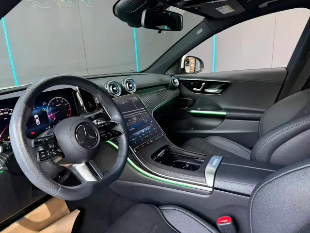 Mercedes-Benz C-Class — Фото автомобиля 11