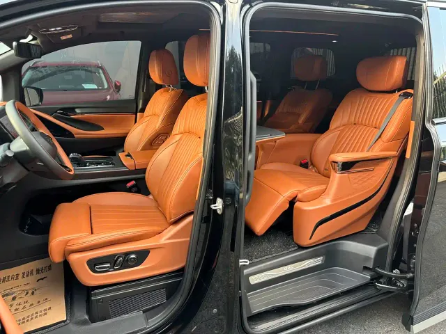 GAC Trumpchi M8 — Фото автомобиля 22