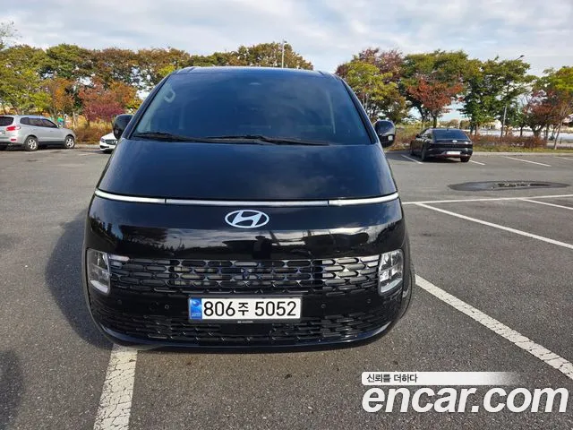 Hyundai Staria — Фото автомобиля 3