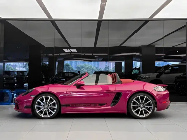 Porsche 718 — Фото автомобиля 5