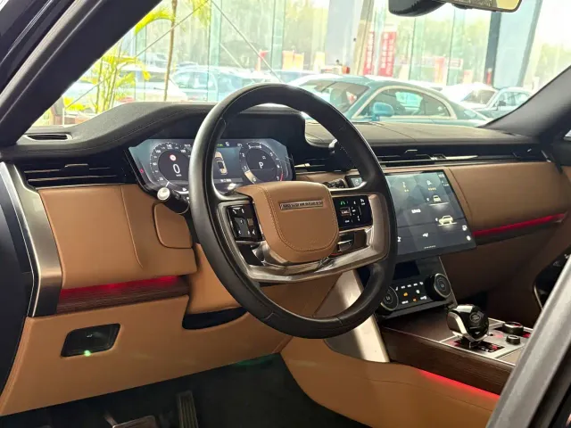 Land Rover Range Rover — Фото автомобиля 6