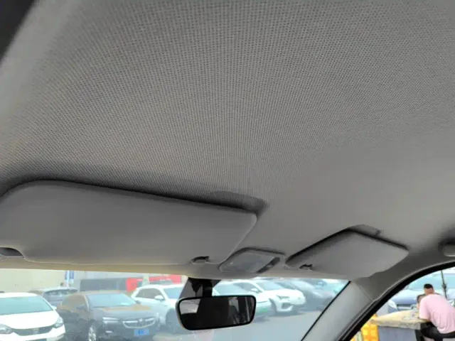 Wuling Hongguang Mini EV — Фото автомобиля 17