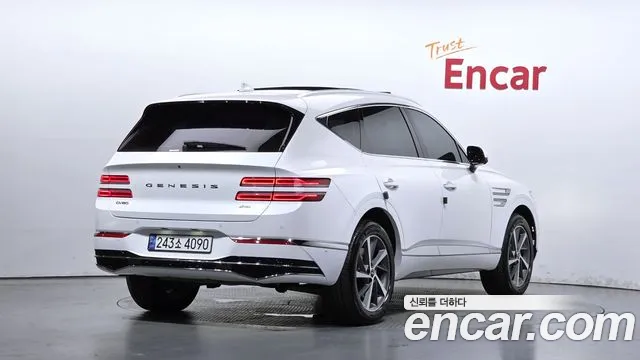 Genesis GV80 — Фото автомобиля 2