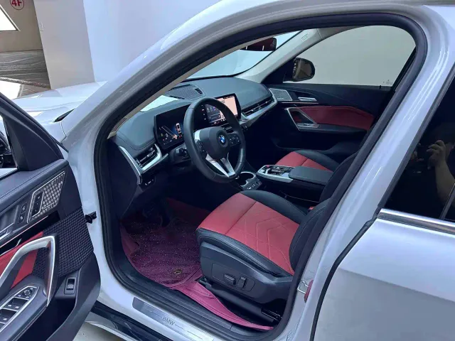 BMW X1 — Фото автомобиля 12