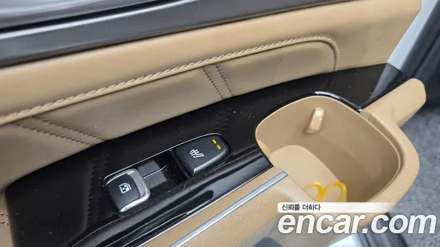 Kia Sorento Новый Sorento 4 поколение Бензин 2.5T 2WD — Фото автомобиля 18