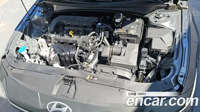 Hyundai AVANTE Новый Avante (CN7) — Фото автомобиля 5
