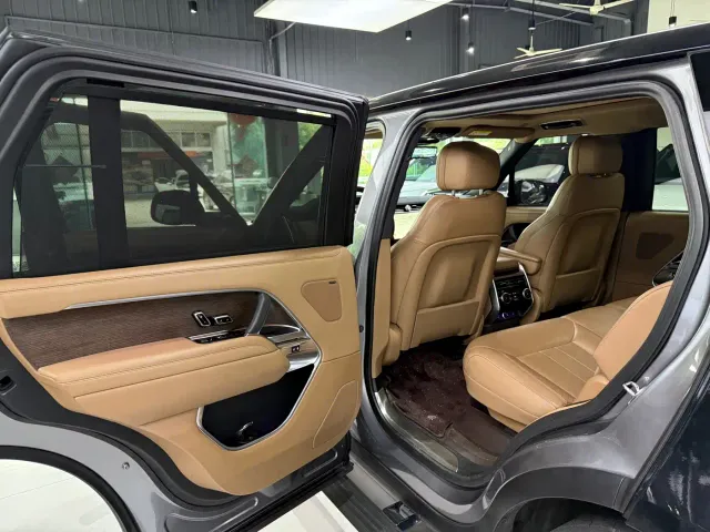 Land Rover Range Rover — Фото автомобиля 11