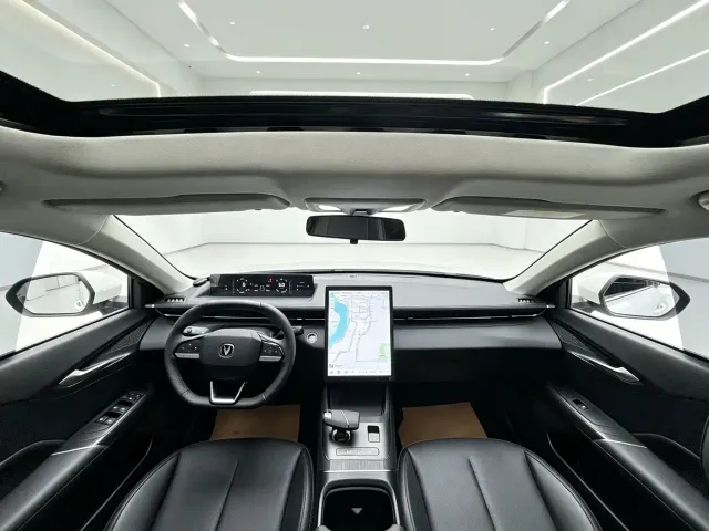 Changan Eado — Фото автомобиля 8