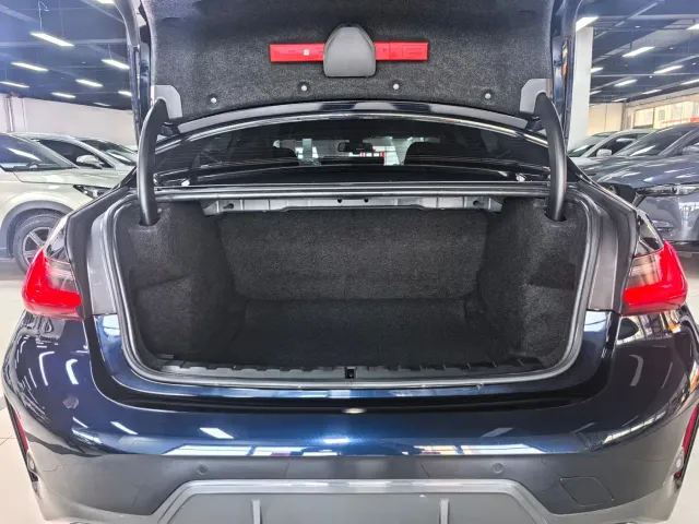 BMW 3 Series — Фото автомобиля 23