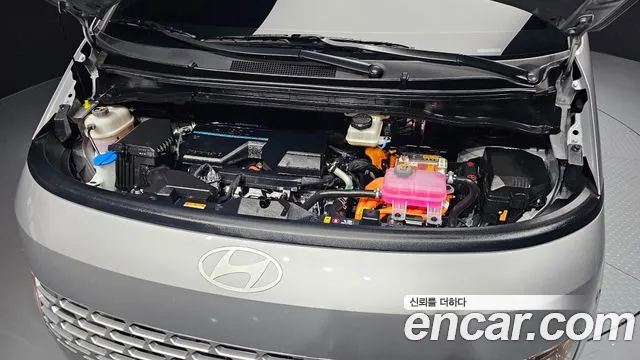 Hyundai Staria Staria — Фото автомобиля 6