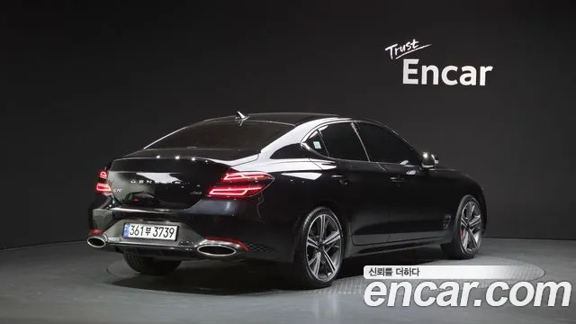 Genesis G70 — Фото автомобиля 2