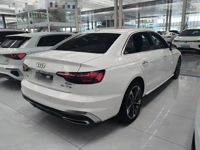 Audi A4L — Фото автомобиля 6