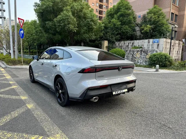 Changan UNI-V — Фото автомобиля 11