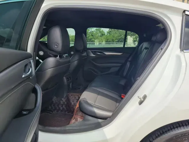 Cadillac CT5 — Фото автомобиля 6