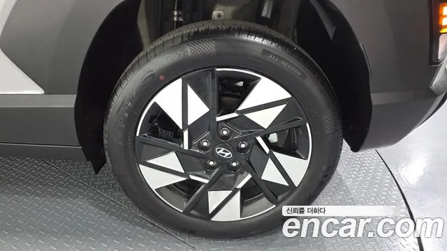 Hyundai Kona Kona (SX2) Бензин 1.6 турбо 2WD — Фото автомобиля 21