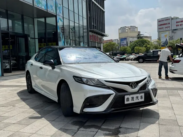 Toyota Camry — Фото автомобиля 8