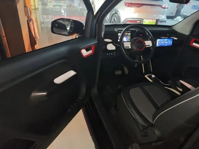 Wuling Hongguang Mini EV — Фото автомобиля 15