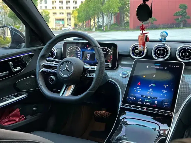 Mercedes-Benz C-Class — Фото автомобиля 6