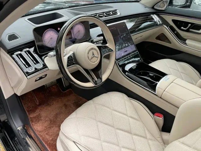Mercedes-Benz Maybach S-Class — Фото автомобиля 11