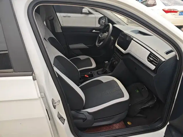 Volkswagen Tharu — Фото автомобиля 24