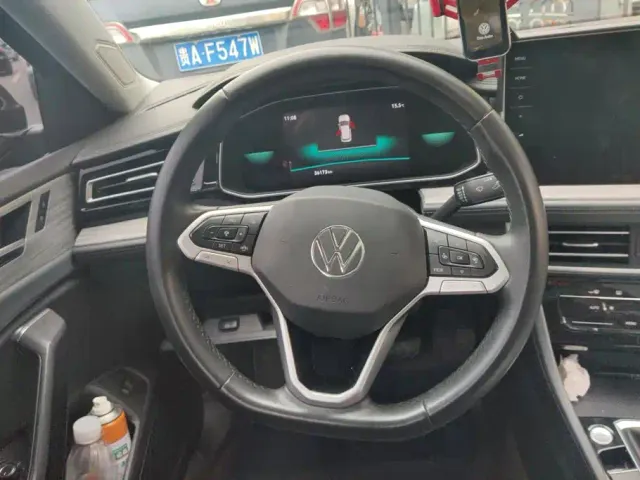 Volkswagen Sagitar — Фото автомобиля 15