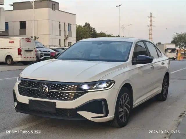 Фотография автомобиля — Volkswagen Lavida