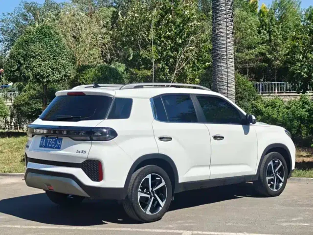 Hyundai ix35 — Фото автомобиля 8
