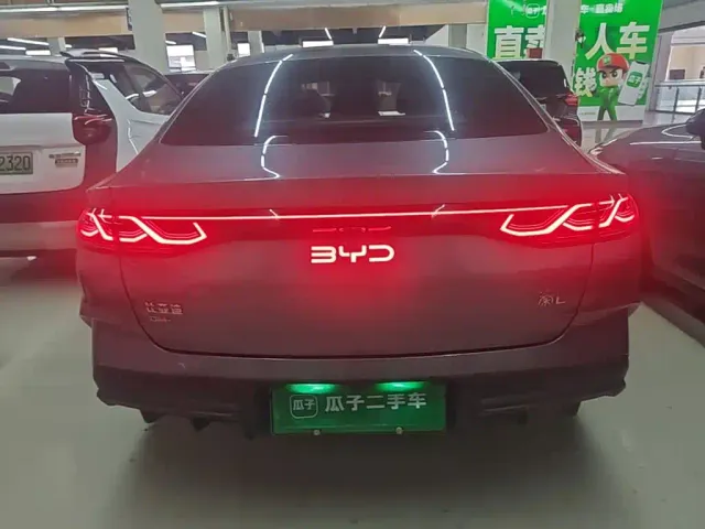 BYD Qin L — Фото автомобиля 3