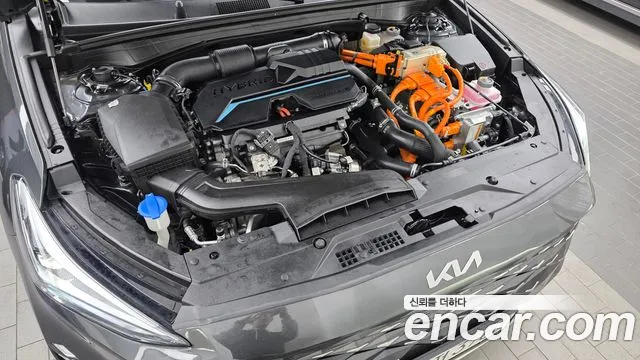 Kia K8 Hybrid — Фото автомобиля 6