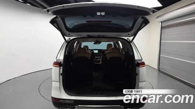 Kia Canival Carnival 4 поколение Бензин 9 мест Signature — Фото автомобиля 6