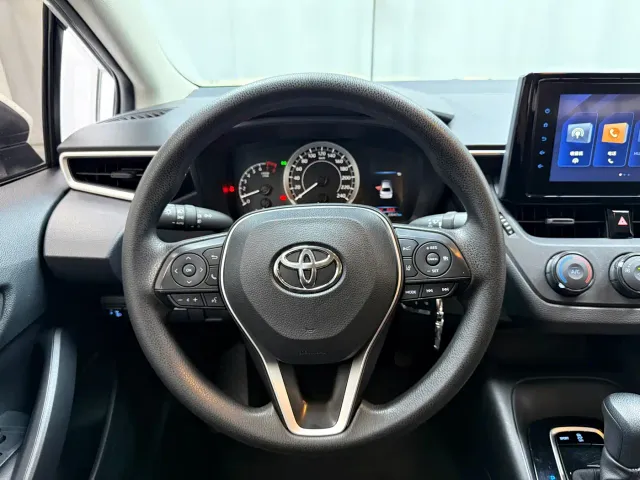 Toyota Corolla — Фото автомобиля 8