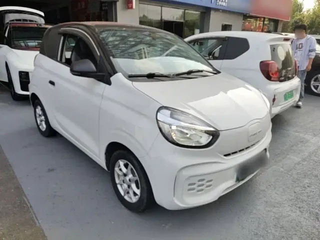 Roewe Clever — Фото автомобиля 3
