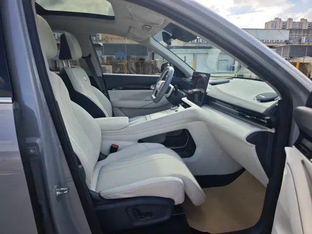 Geely Galaxy E5 — Фото автомобиля 15