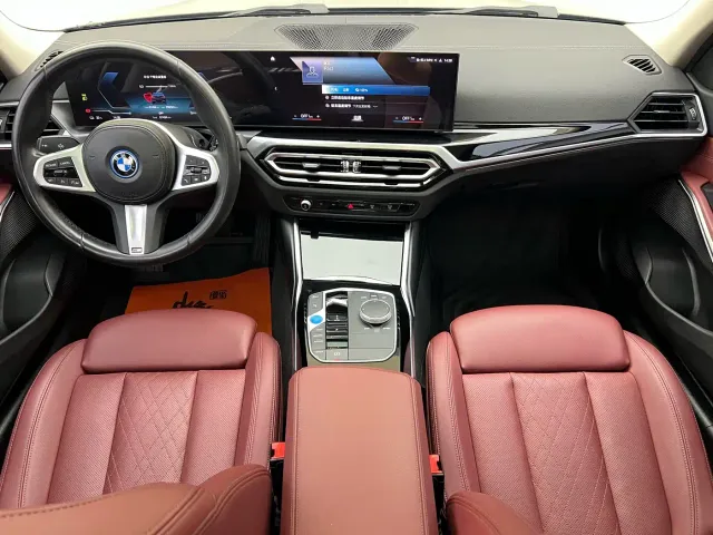 BMW i3 — Фото автомобиля 7