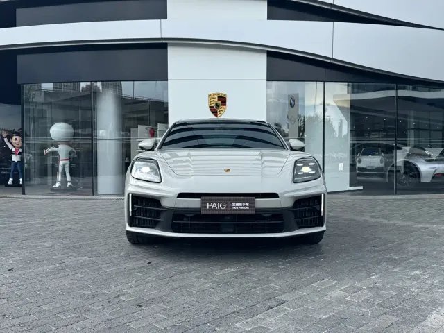 Porsche Panamera — Фото автомобиля 2