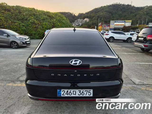Hyundai Grandeur GN7 — Фото автомобиля 4