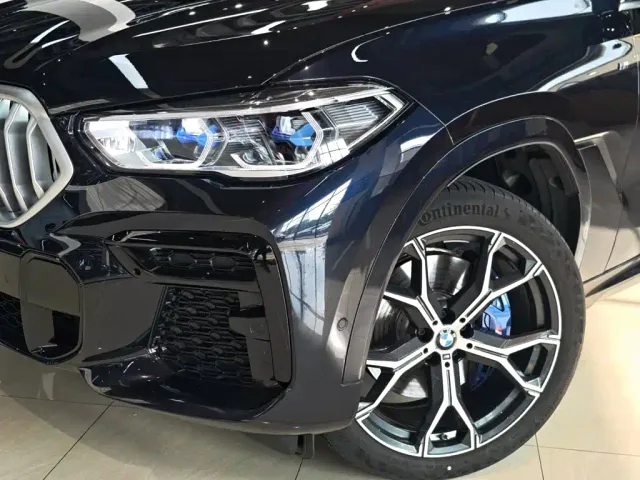 BMW BMW X6 2022 xDrive40i Premium M Sport Package — Фото автомобиля 9