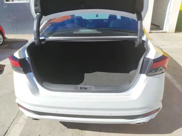 Nissan Teana — Фото автомобиля 9