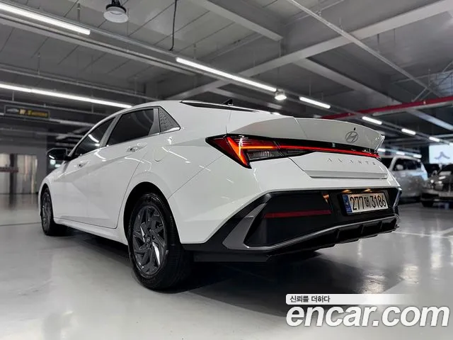 Hyundai AVANTE Новый Avante (CN7) — Фото автомобиля 6