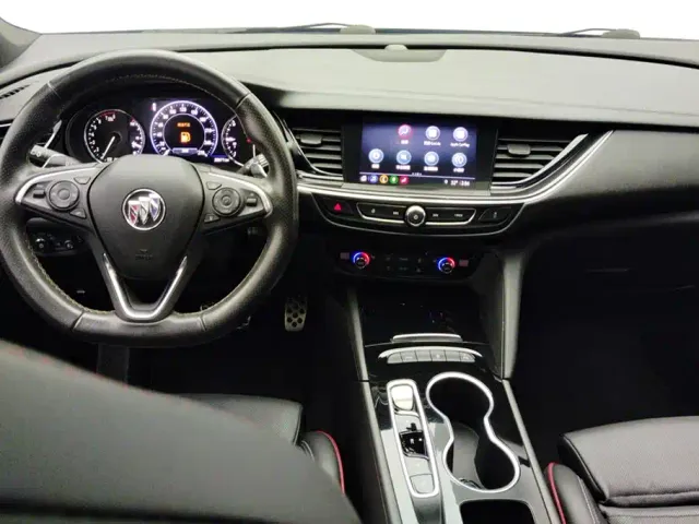 Buick Regal — Фото автомобиля 12