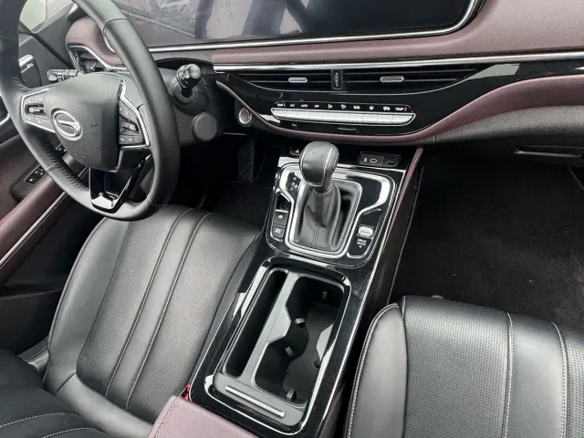 GAC Trumpchi M6 — Фото автомобиля 7