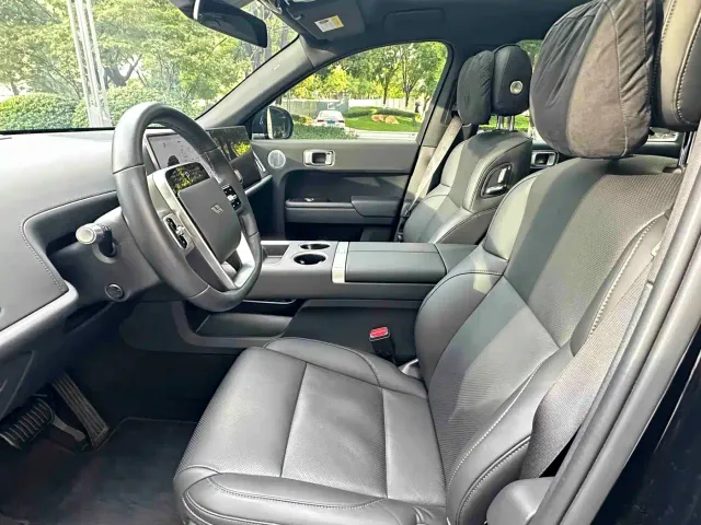Li Auto L7 — Фото автомобиля 15