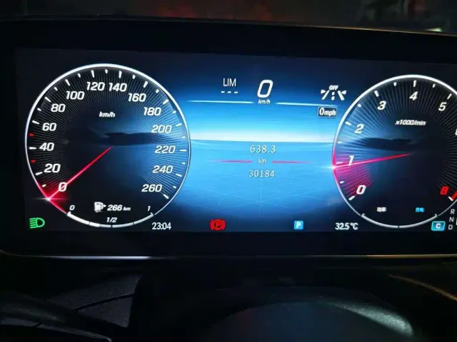 Mercedes-Benz C-Class — Фото автомобиля 9